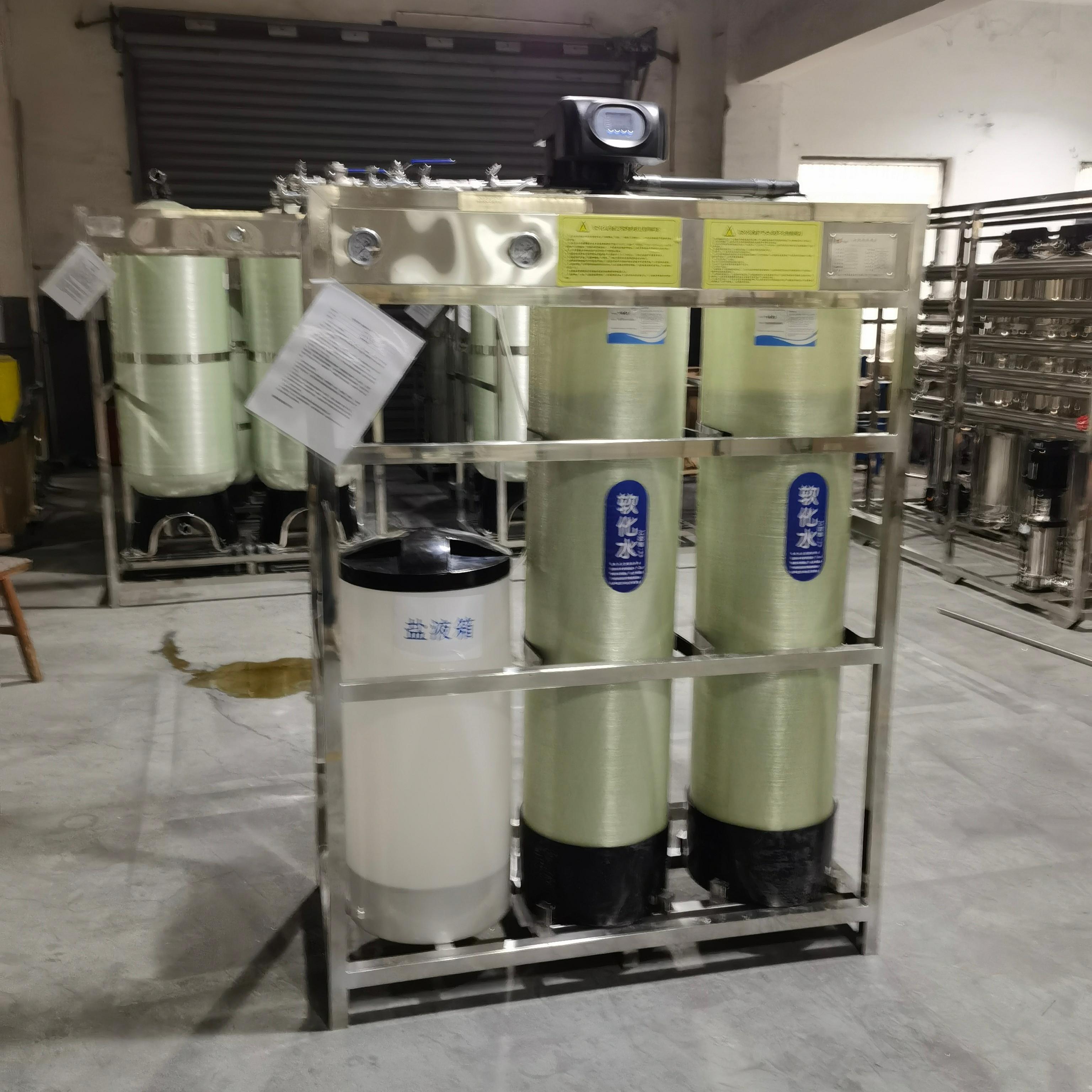 Tangki ganda 3 ton katup tunggal, satu untuk digunakan dan satu untuk siaga
