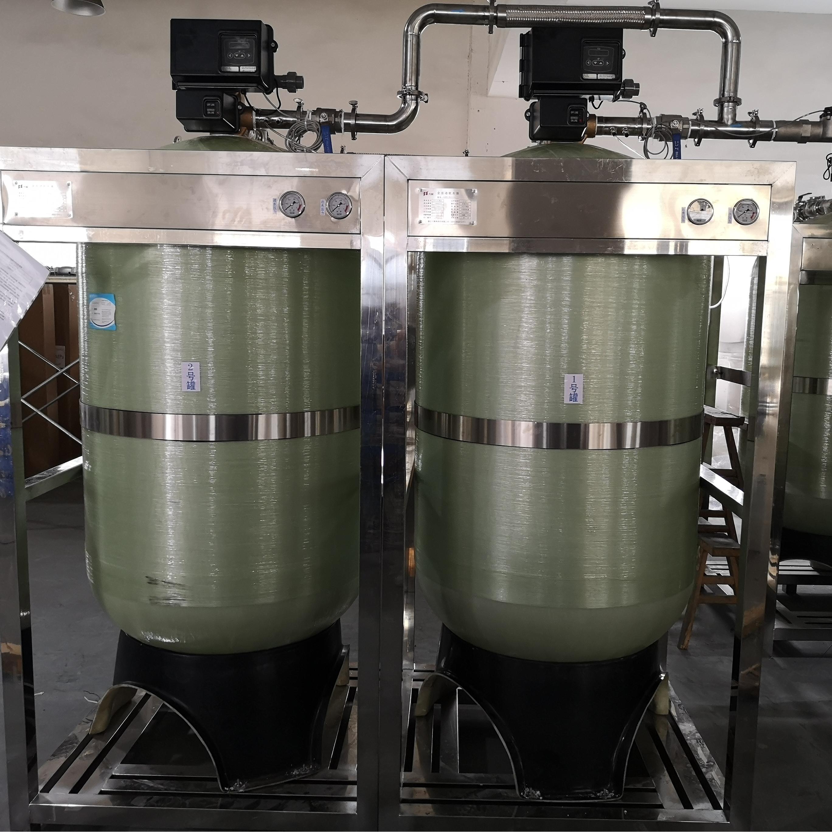Tangki ganda katup ganda 16 ton, satu untuk digunakan dan satu untuk siaga